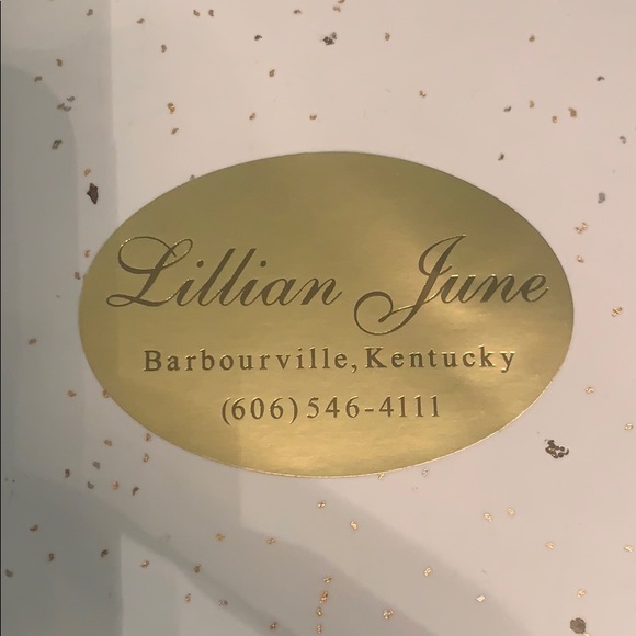 lillianjune122